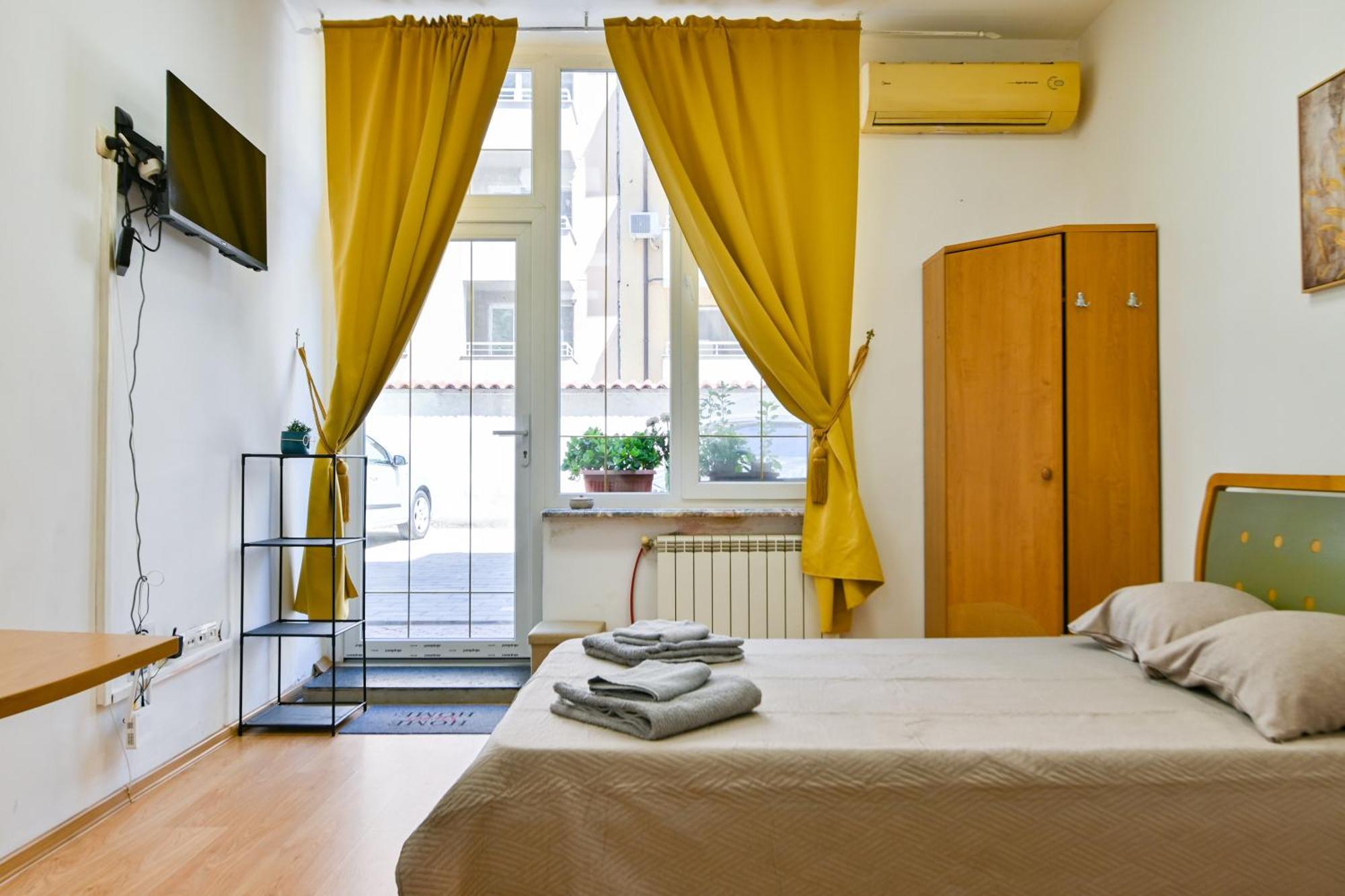 Cozy Apartment In Central Sofia Eksteriør bilde