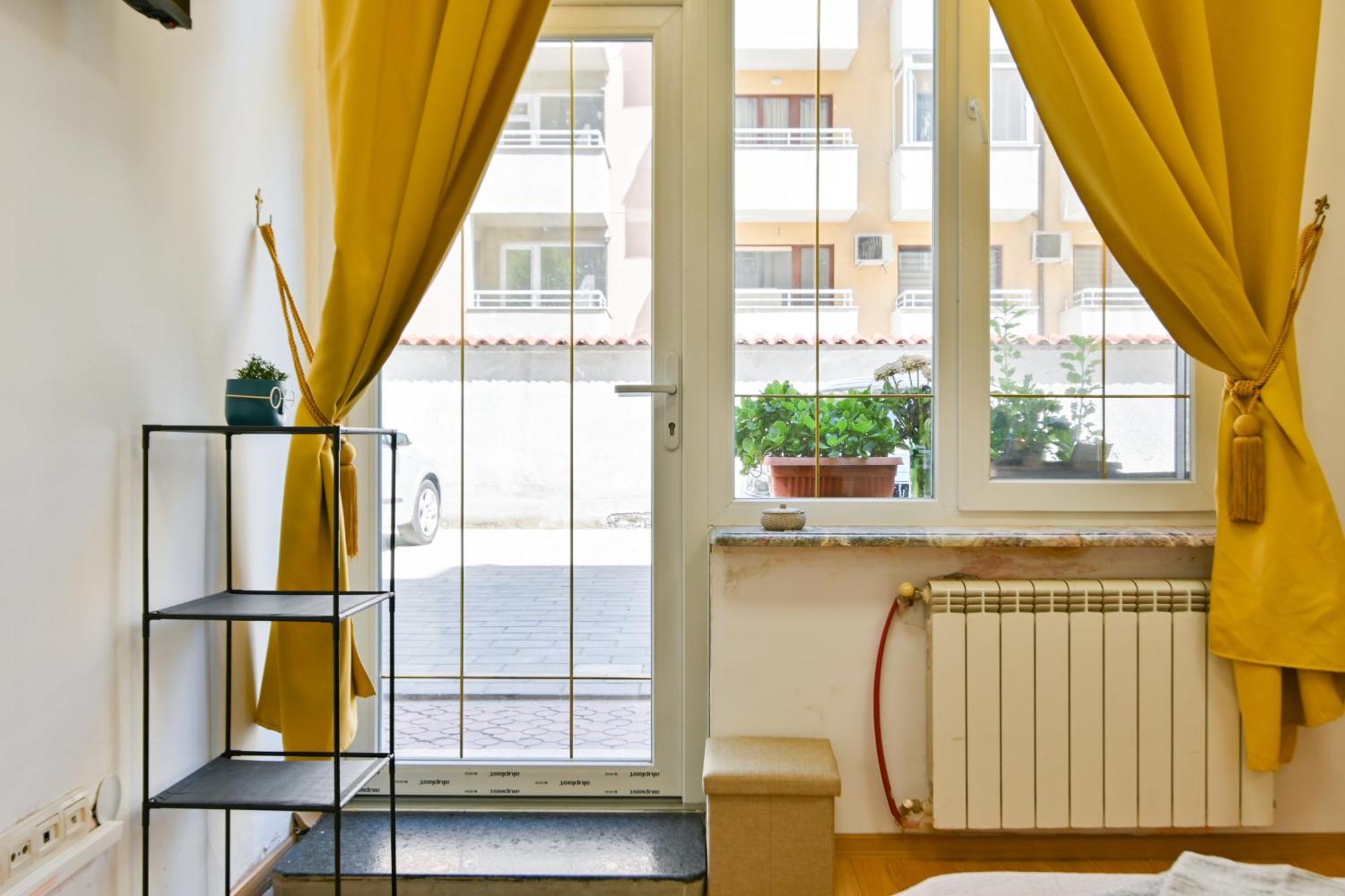 Cozy Apartment In Central Sofia Eksteriør bilde